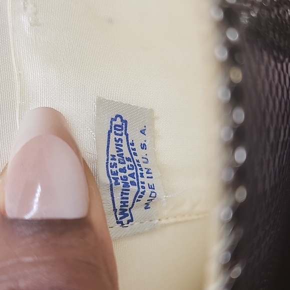 VINTAGE WHITING and DAVIS CO.MESH GOLD CLUTCH ✨️ - Picture 7 of 7